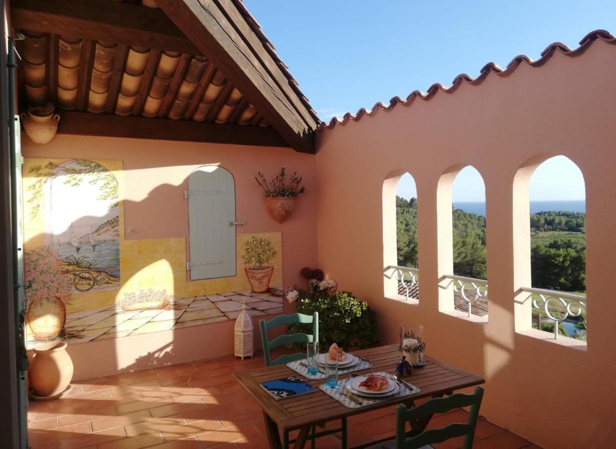 Апартаменты Hameau Des Amandiers - Vue Mer, Golf Et Vignes Сен-Сир-сюр-Мер Экстерьер фото
